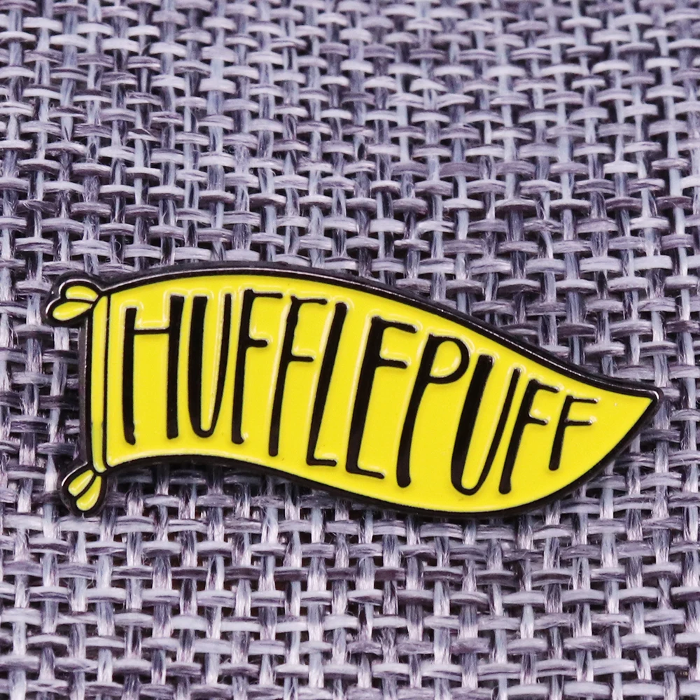

Gryffindor Slytherin Ravenclaw Hufflepuff Student Pin