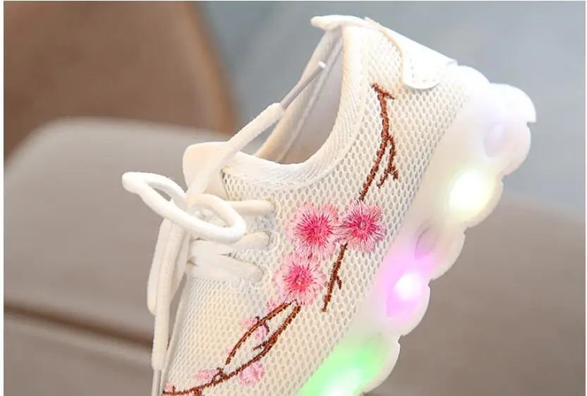 QQ20180818083331