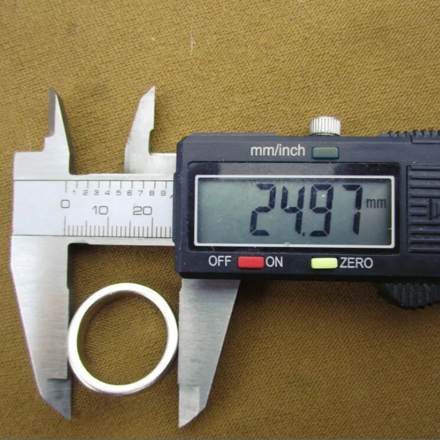 

100pcs Internal Dia.19mm Ring Rare Earth Neodymium Magnet N50 Strong Ring Magic Prop D25*5 -20mm(inside dia)
