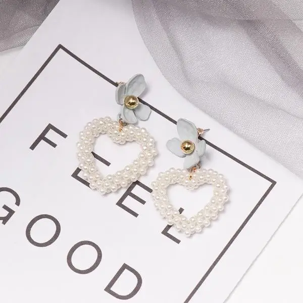 In Stock Yellow Flower Pearl Heart Love Large Hoops Alloy Earrings Jewelry For Ladies
