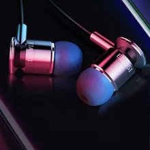 Спорт гарнитура X6 металлические наушники в ухо проводных наушников 3,5 мм тяжелый бас звук 6D наушники музыка для iPhone/Xiaomi/huawei