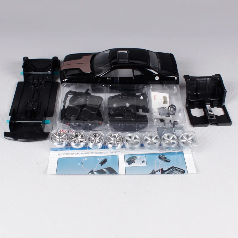 Maisto 1:24 2008 dodge challenger srt8 черный набор для сборки автомобиля модель литье под