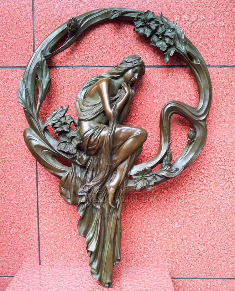 

Old antique Bronze Arts & Crafts Young girl copper wall sculpture copper crafts home accessories hangings