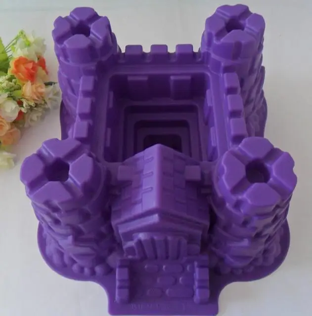 FREE SHIPPING !!!Green Good Quality 100% Food Grade Silicone Cake Mold/Muffin Cupcake Pan Castle mould |
