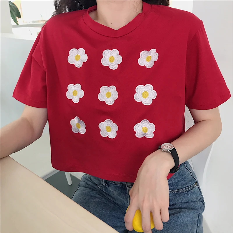 

Hyun-a Kim Wind Embroidered Color Flower Knitted Shirt Short sleeve jacket INS Super Fire Small Flower Loose Short T-shirt