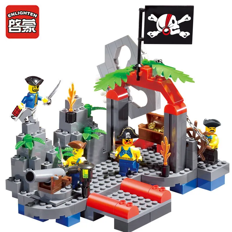 

206Pcs ENLIGHTEN 309 Pirate Baot Pirate Super Ship SKELETON HAMLET Figure Blocks Compatible Legoe Building Toys For Children
