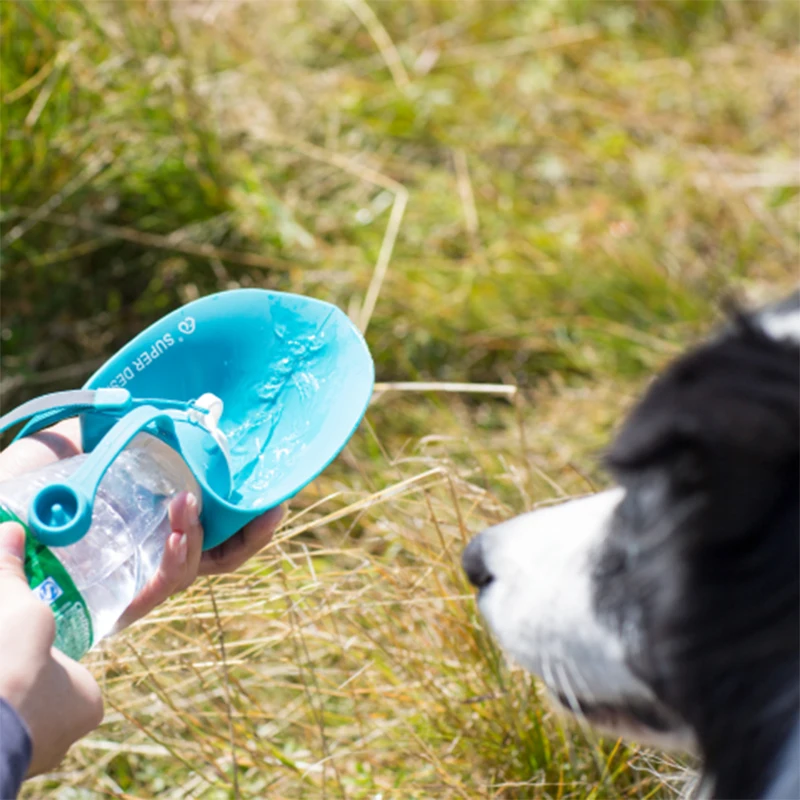 580 мл Спортивная портативная бутылка для воды для собак, расширяемая силиконовая дорожная собачья миска для щенков, кошек, диспенсер для питьевой воды на открытом воздухе