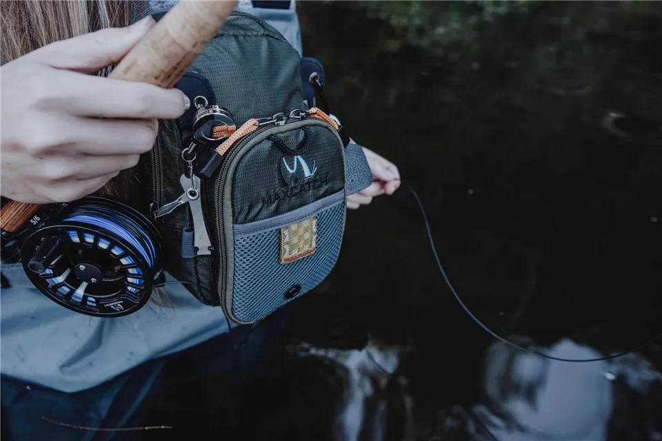 Fly Fishing Bag with Tools and Accessories for Anglers16