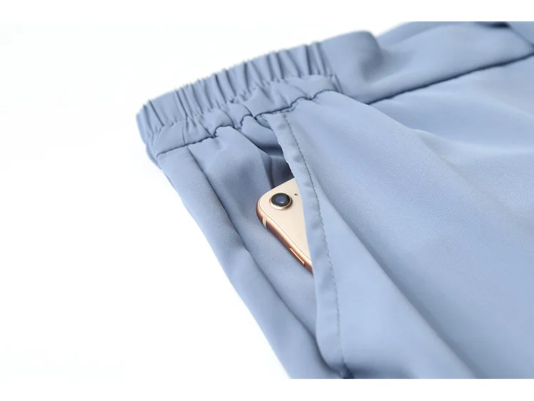 11041300557_1800874268