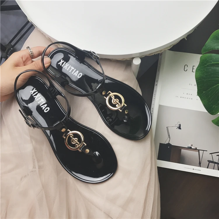 SWYIVY/женские босоножки; прозрачная обувь на плоской подошве; коллекция года; Летние сандалии-Вьетнамки; женская пляжная повседневная обувь для отдыха; простая обувь в римском стиле; Цвет Черный