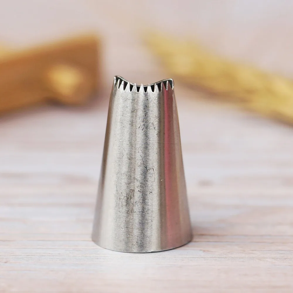 Icing Tips Piping Nozzle Cake Cream Decoration Tip Stainless Steel Tools Bakeware Create Lotus Flower Petals #98 Small Size