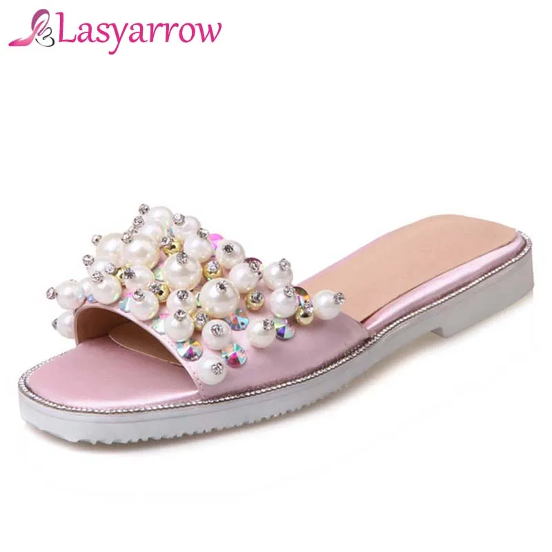 

Lasyarrow Women Flip Flops Beach Sandals Fashion Bling Pearl Slippers Summer Women Flats Shoes Woman Platform Crystal Shoes