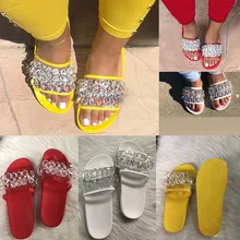 Women Casual Summer Flat Beach Slippers Female Crystal Rivets Slides Slipper Shoes For Girls Fashion Woman Leisure Footwear 2019 summer solid soft leather fish head female slippers flat soft bottom comfort leisure women slipper lazy people slides sjl148