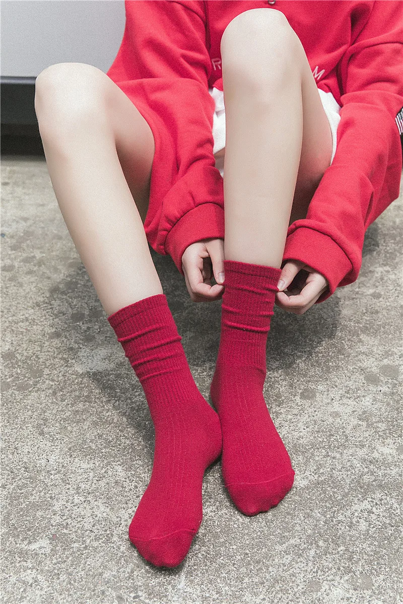 Женские носки, осень, 1 пара, длинные носки, школьный стиль, хлопок, сплошной цвет, яркие цвета, женские модные хлопковые носки для женщин, корейский стиль
