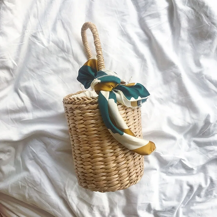 

Retro Polka Dot Scarf Straw Bags Women Handbag Purse Hand Woven Straw Beach Shouler Bag Women Summer Bucket Bag Ladies Handbag