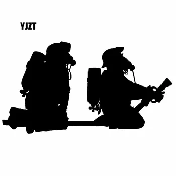 

YJZT 17.2X9.1CM Cartoon FIREFIGHTER HOSEPIPE FIRE Vinyl Decal Black/Silver Car Sticker Fun Car-styling S8-1362
