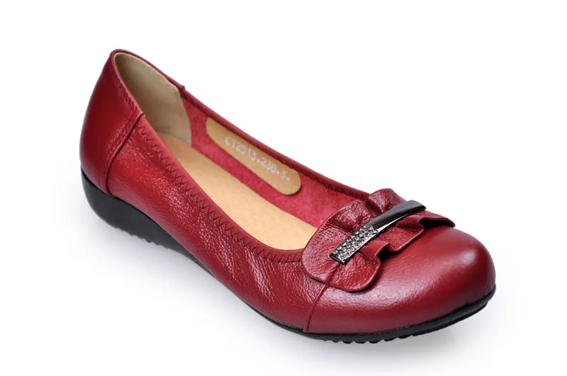 CEYANEAO/Модная обувь больших размеров; женская обувь из натуральной кожи на плоской подошве с круглым носком; женская повседневная обувь на плоской подошве с металлическим украшением