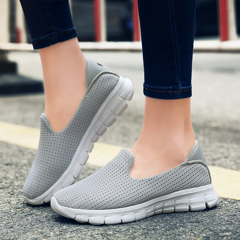 

VTOTA Flats Women Casual Sneakers Mesh Flat Shoes Spring Summer Platform Ladies Slip On Shoes Female Leisure Footwear Boat Shoes