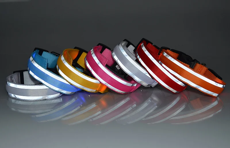 G40_2017_New_Pet_dog_Nylon_LED_Collar_USB_Rechargeable_Dogs_Reflective_Dogs_Cats_Walking_Safety_Light_Glowing_Collars_Necklace_ (9)