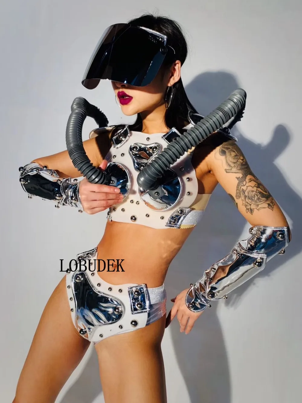 QQ20190325165938
