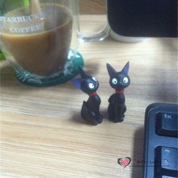 Kikis Black Cat Mini Figures - 9