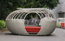 Nest shape outdoor rattan daybed with canopy furniture set
