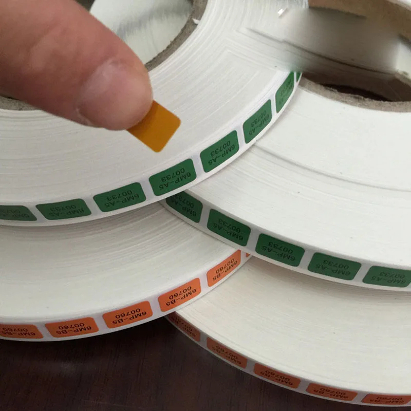 

Customized Custom made self-adhesive paper bottle labels with high quality