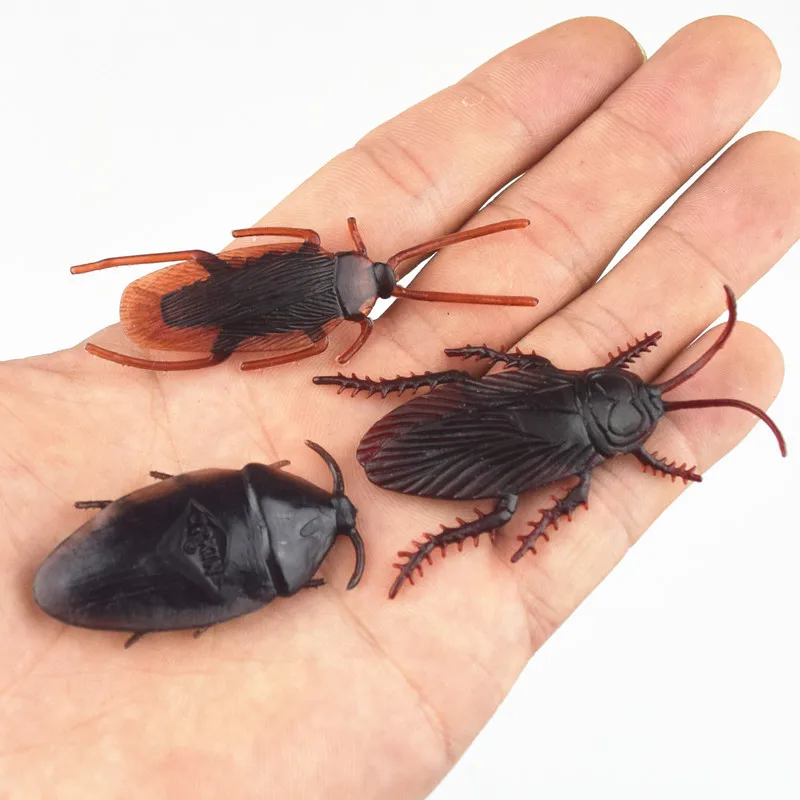 5 pcs Lifelike Simulation Fake Rubber Cockroach Cock Roach Bug Fun Joke Toy 