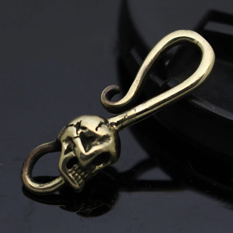 

Vintage Skull Brass Keychain Handmade Punk Brass U Shape Key Hook EDC Tool Cool Horseshoe Buckle Keychain
