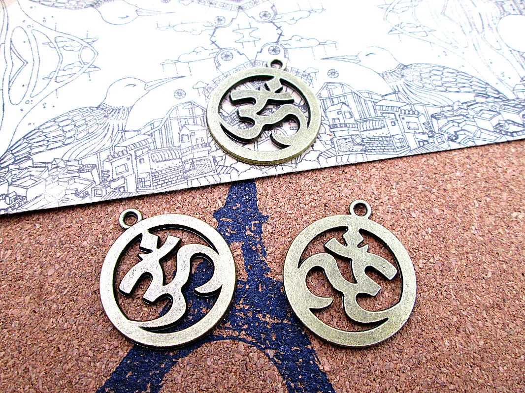 

8pcs--25mm antique bronze yoga om charm Pendants