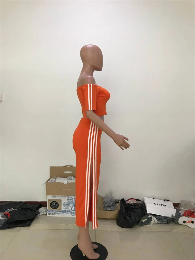 (9)