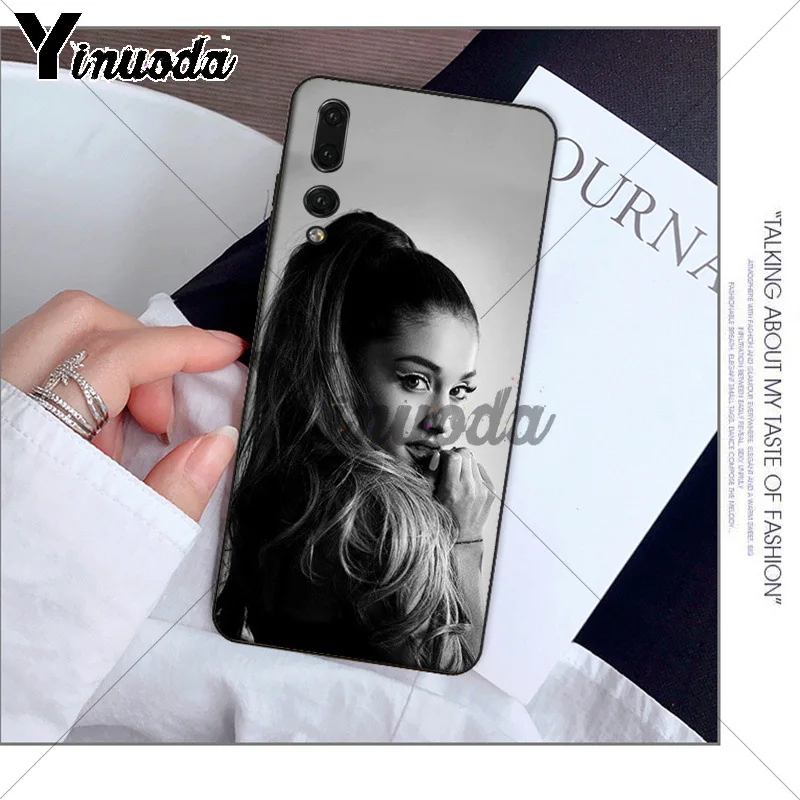 Cat Ar Ariana Grande