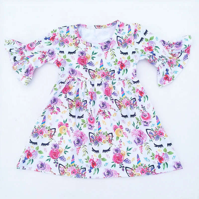 Новое поступление года; летнее платье с единорогом; модное платье для малышей из молочного шелка с цветочным принтом; новейшее платье для детей