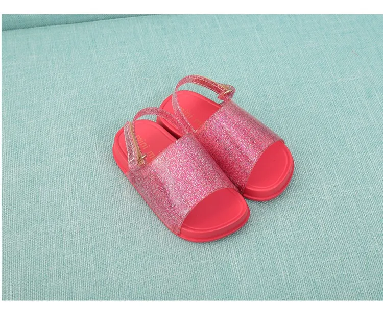 Mini Melissa/; сандалии для девочек; шикарные пляжные сандалии для маленьких девочек; детские сандалии с ремешком на щиколотке и мягкой подошвой; прозрачная обувь; 14-16,5 см