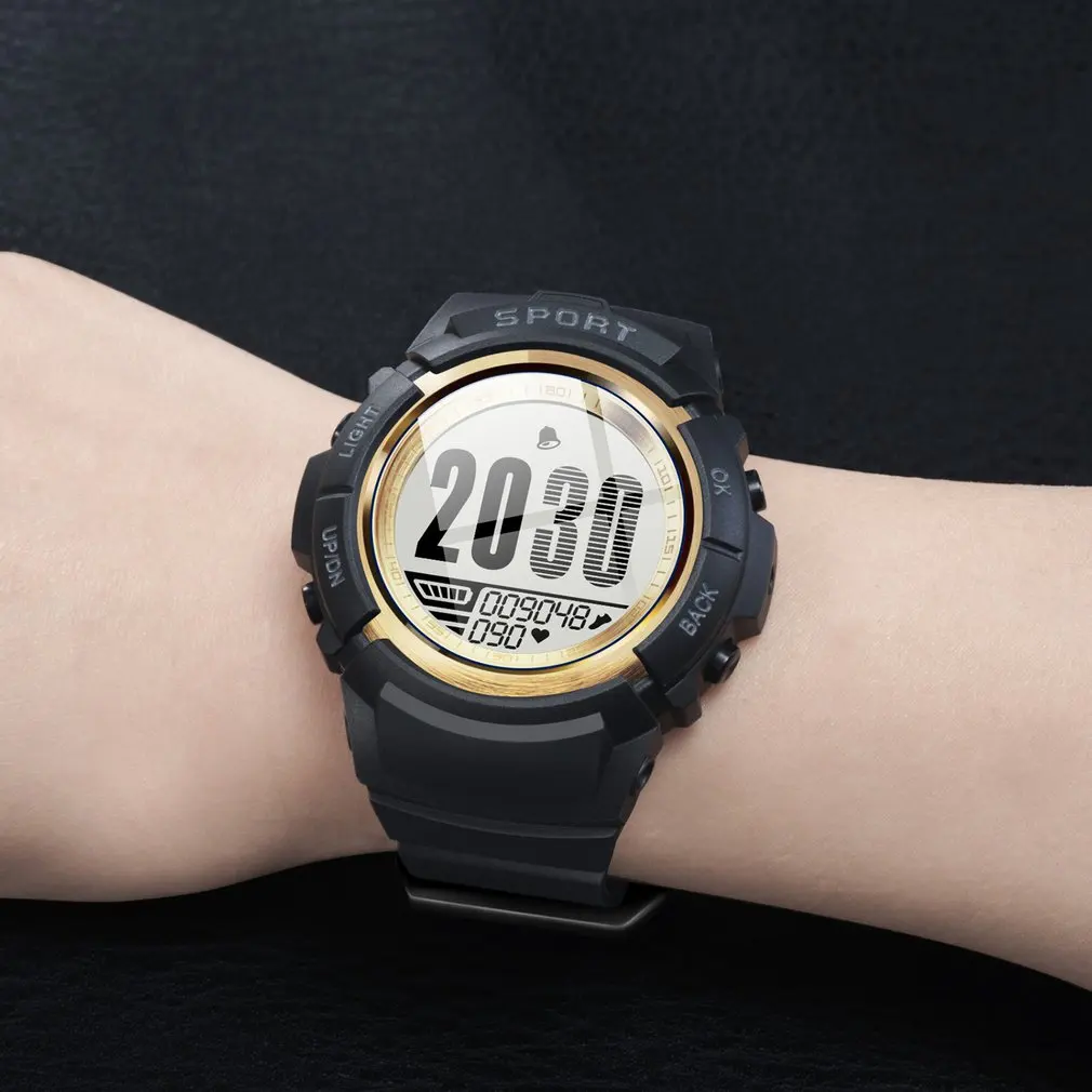 

S816 Men Sport Smart Watch IP68 Waterproof Fitness Tracker Heart Rate Compass Stopwatch Alarm Clock Wristwatches Dropshipping