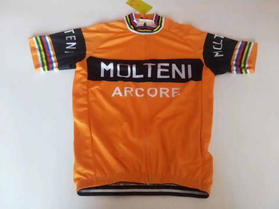 orange cycling kit