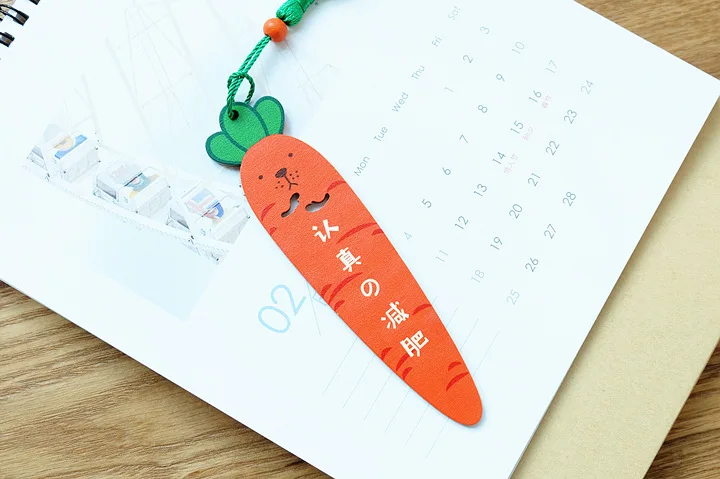 Coloffice 1 шт творческий Симпатичные Морковь деревянный закладки/персонализированные кисточкой деревянный закладки язык прилив морковь