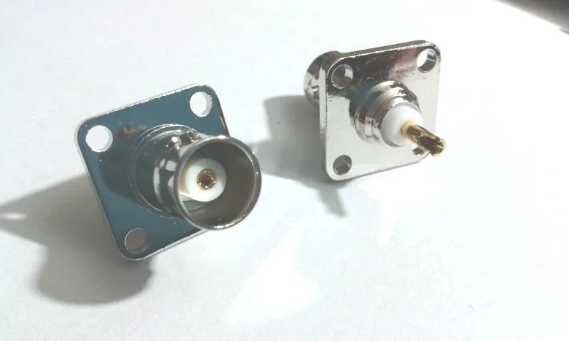 

4PCS copper BNC Female Jack with 4 hole Flange Panel Chassis Mount Solder adapter CONNECTOR