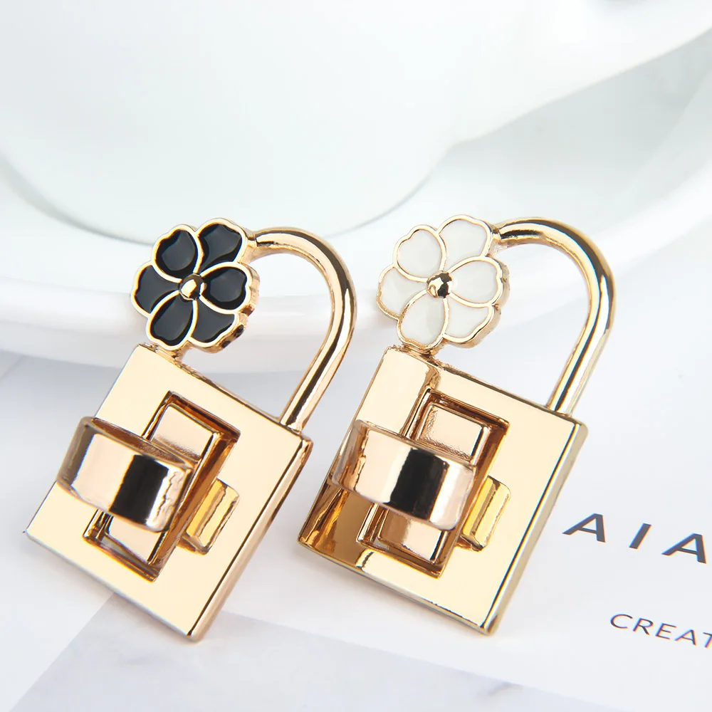 

1Pc Fashion Flower Metal Clasp Turn Lock For DIY Handbag Shoulder Crossbody Bag Purse Hardware Accessories