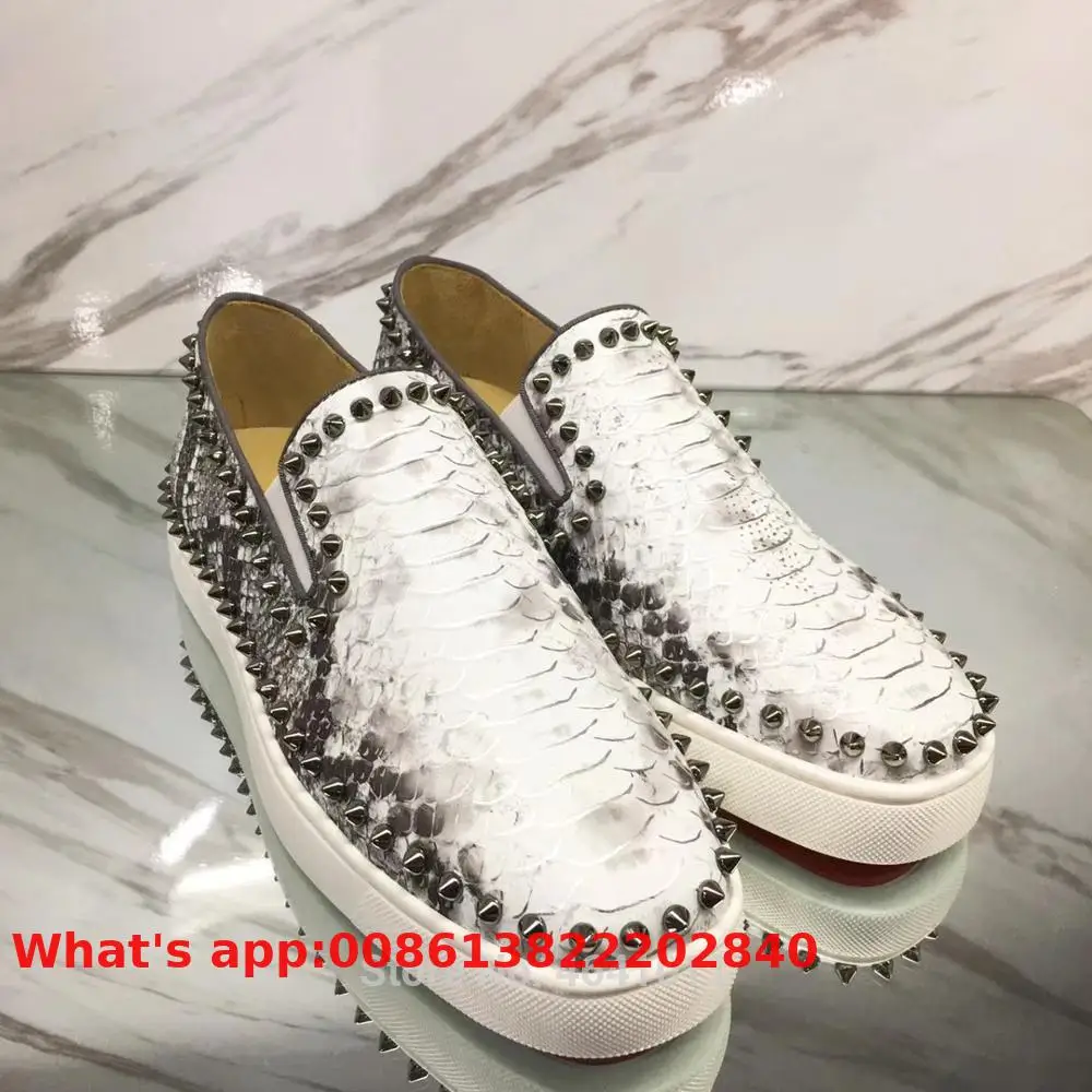 

Low-cut Leisure Shoe Slip-on Black White Snake One Circle Rivets Red Bottom For Men Shoes Sneakers Leather Loafers Flat