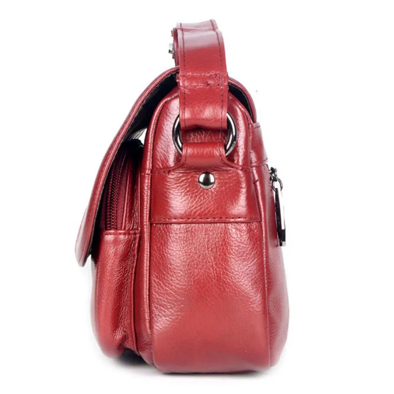 BL766Red09