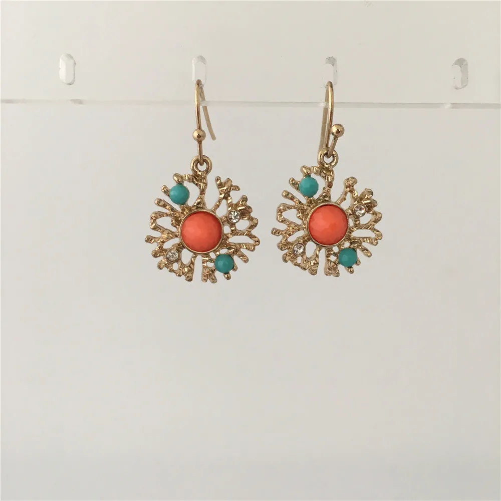 

LOVELY EARRINGS GOLD COLOR PLATING COLORFUL STONE FILIGREE DROP EARRINGS