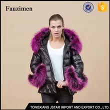 Зимняя женская теплая Складная пуховая женская куртка ветровка капюшон с натуральным мехом енота парка Женское пальто Верхняя одежда черная куртка