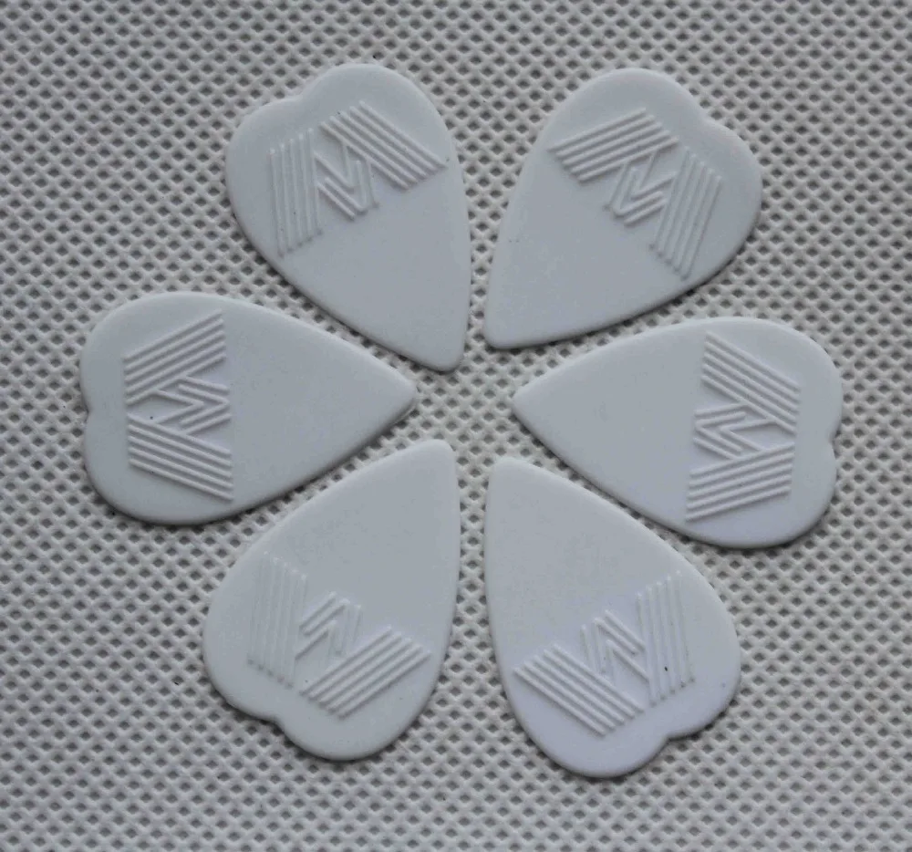 0.5 mm guitar picks