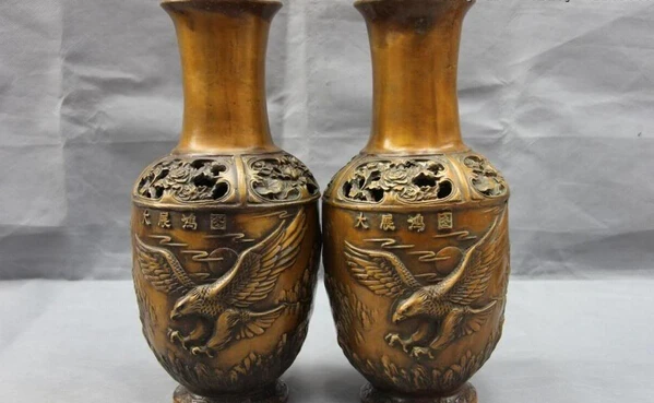 

Elegant old S1336 Chinese Copper Bronze Feng Shui Lucky Wealth falcon eagle hawk Bottle Vase Pair statue (A0322) A0403