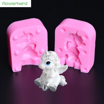 

1set Unicorn Shaped Handmade Cake Candle 3D Unicorn Silicone Mold Soap Mold DIY Gift for Friends