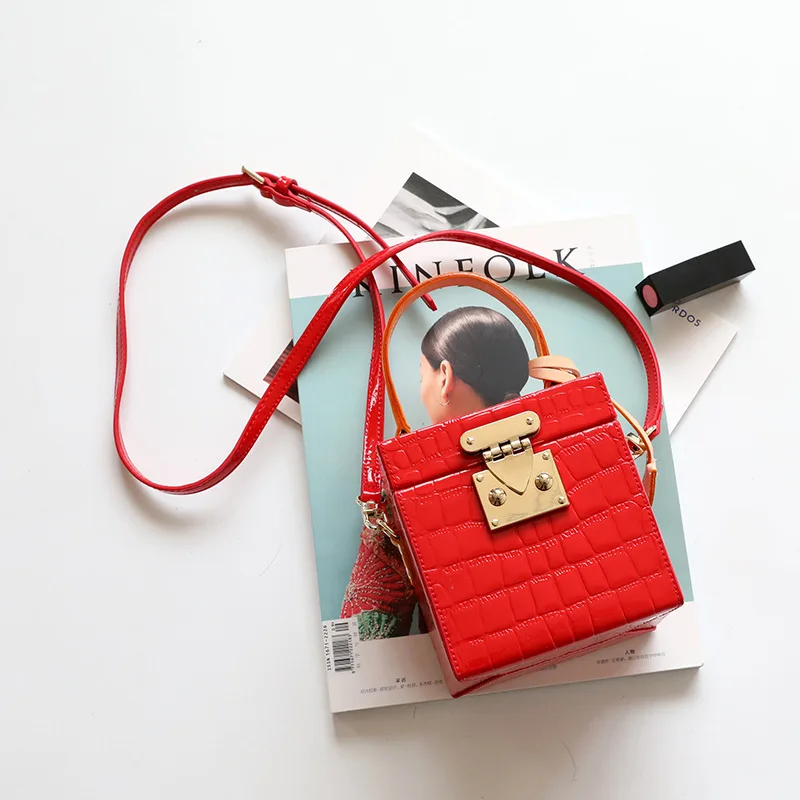 New Mini Hit Color Box Handbag Women Small Square Leather Shoulder Bag Female Candy Color Lock Box Bags - Цвет: red