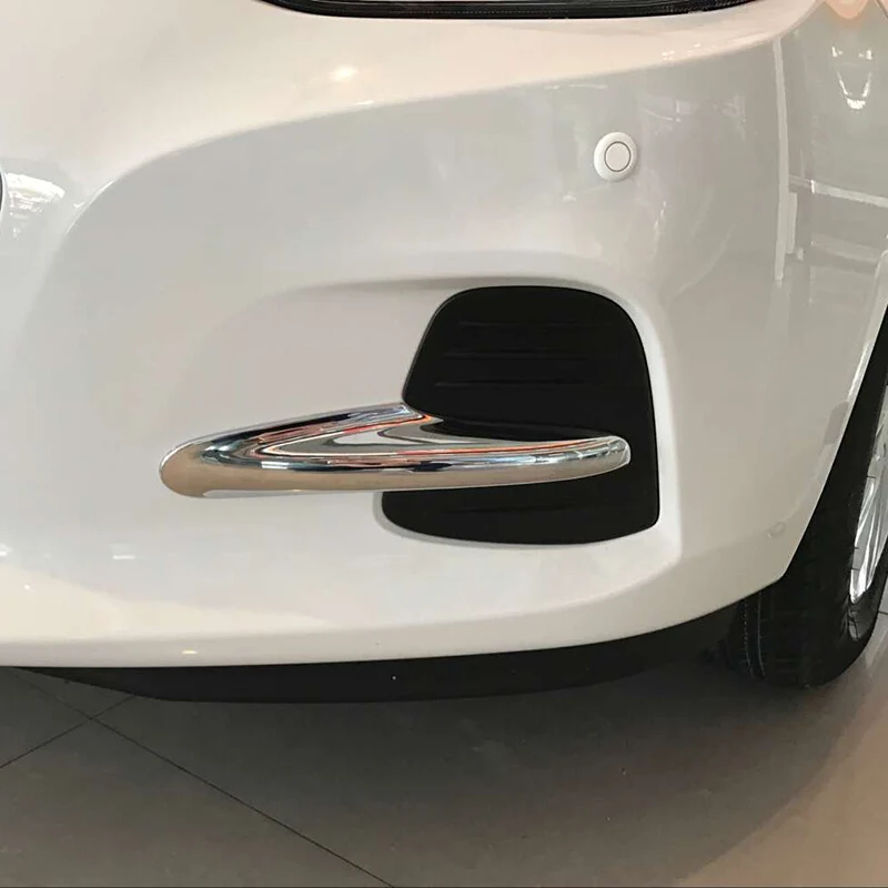 

For Chevrolet CAVALIER 2017 2018 2019 ABS Chrome Car front fog lamp eyebrow frame panel Cover Trim Car Styling accessories 2pcs