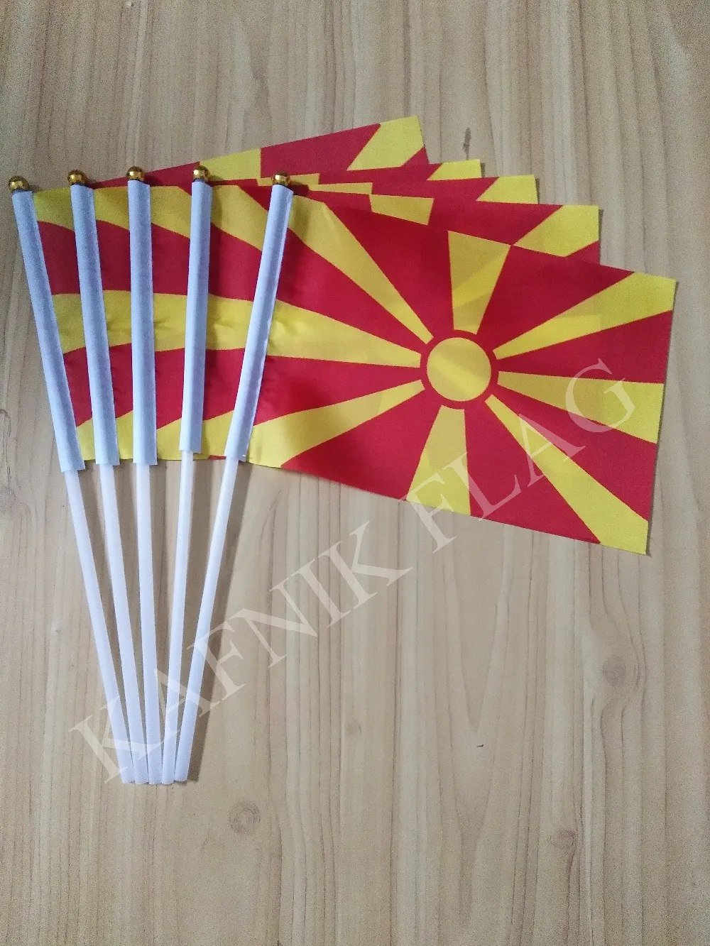 

KAFNIK,5pcs Macedonia flag 14*21CM Macedonia Flag the hand national flag Free Shipping