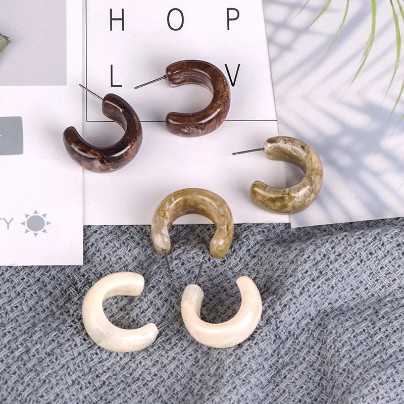 

New Resin Earrings Women Alloy Geometric Earrings Rendering Temperament Trend Net Red Pattern Earrings Fashion Matching Gifts